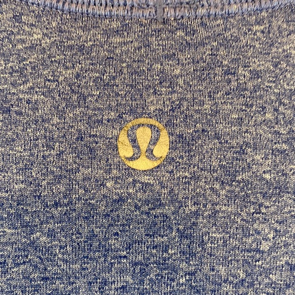 Lululemon short sleeve shirt medium - Picture 6 of 6